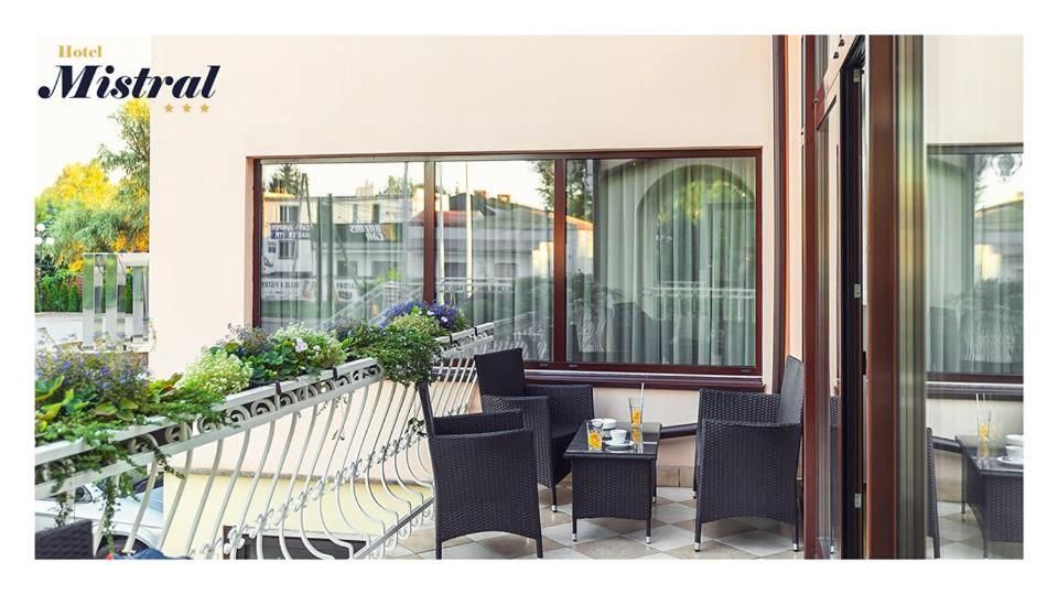 Отель Hotel Mistral Марки-19