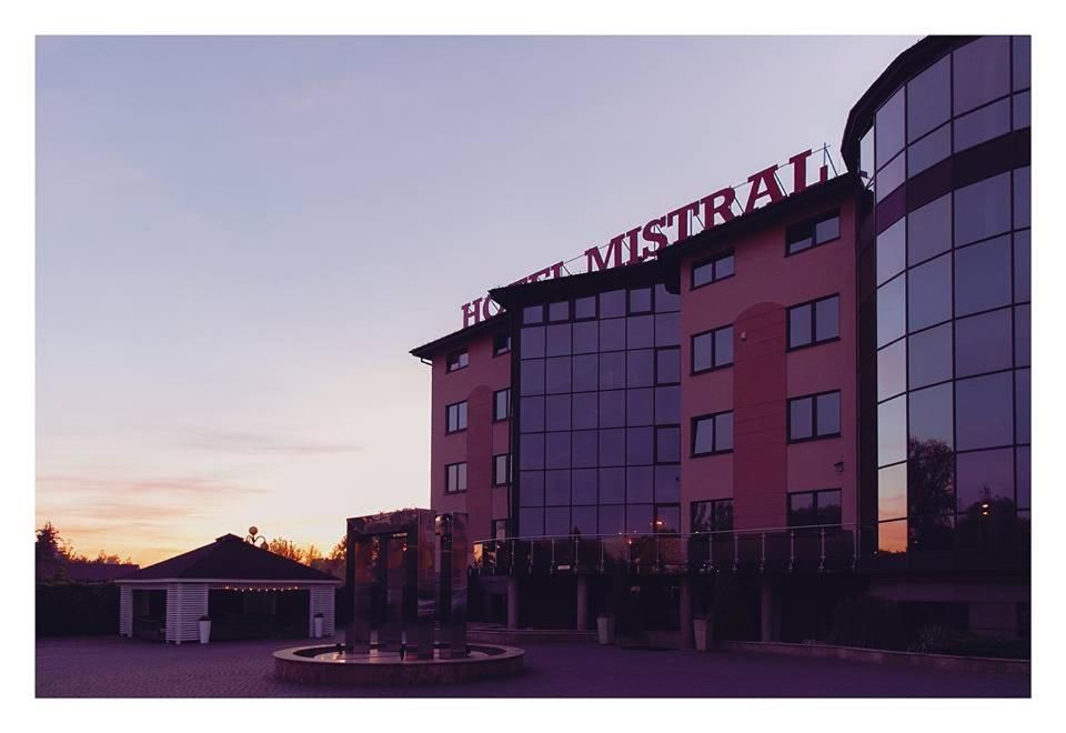 Отель Hotel Mistral Марки-29