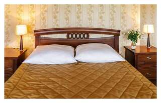 Отель Hotel Mistral Марки Номер с кроватью размера «king-size»-1